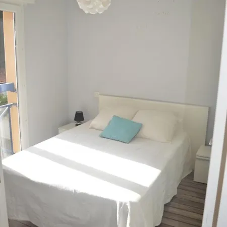 Apartamento With Covered Terrace Hendaye